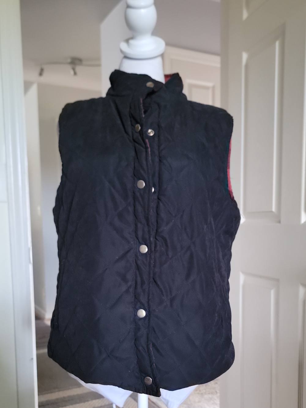 Black Quilted Women's Puffer Vest - Brand Unspecified